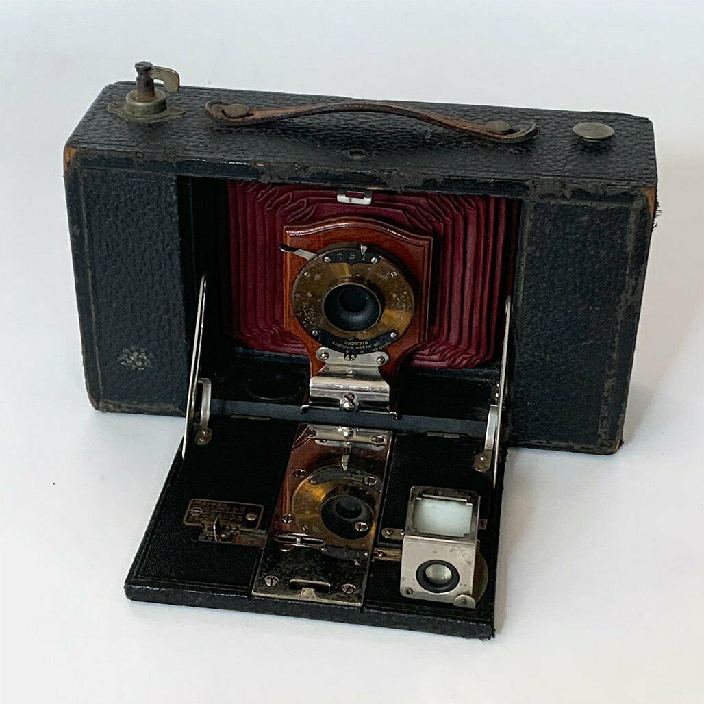 Imagine Produs Aparat Foto Eastman Kodak No. 3 Folding Brownie TBI