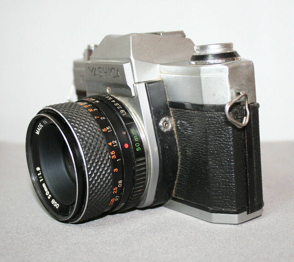 Imagine Produs Aparat Foto Yashica FX-2