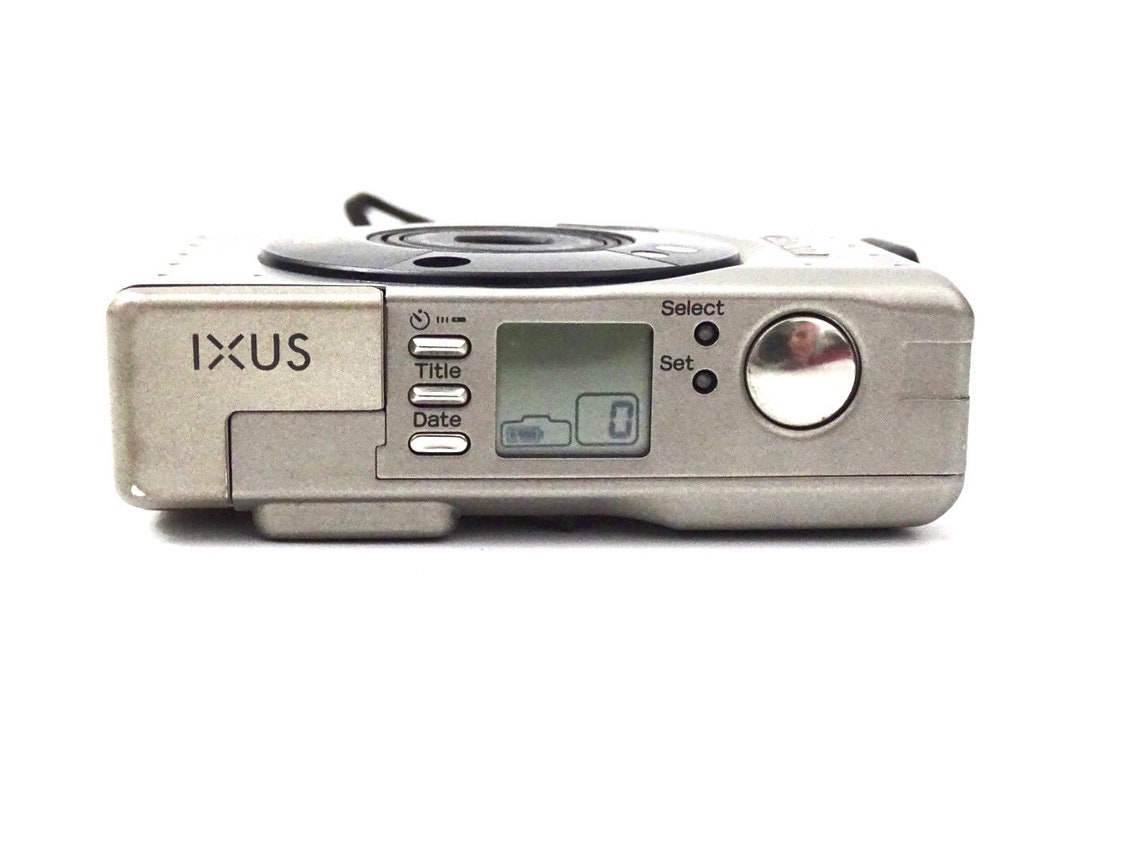 Imagine Produs Aparat Foto Canon IXUS